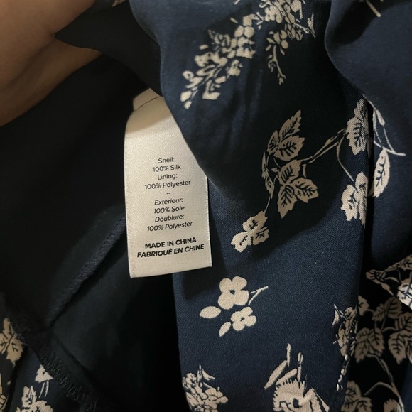 Cinq a sept Silk Skirt Size 8 - Picture 3 of 4